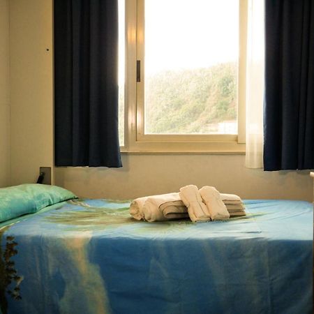 Mare Roccia Beachfront Apartment Taormina Bagian luar foto